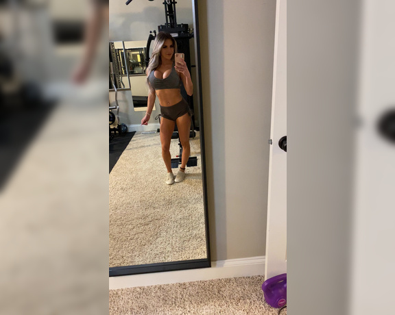 Autumn Blair aka Autumndoll_xo OnlyFans - OOTDgym time Who’s working out too