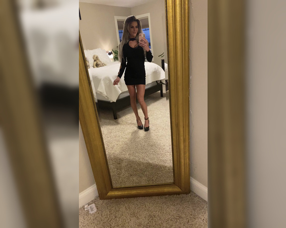 Autumn Blair aka Autumndoll_xo OnlyFans - OOTD LBD Pay close attention There’s a subtle peekaboo in the chest region