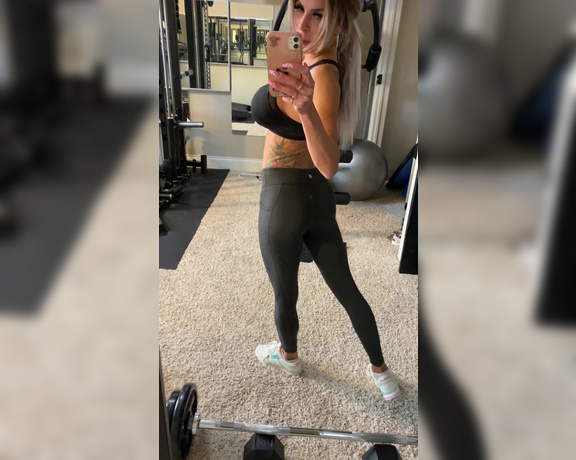 Autumn Blair aka Autumndoll_xo OnlyFans - Alright time to get back at it Gym time Hiiiibyyyyeee