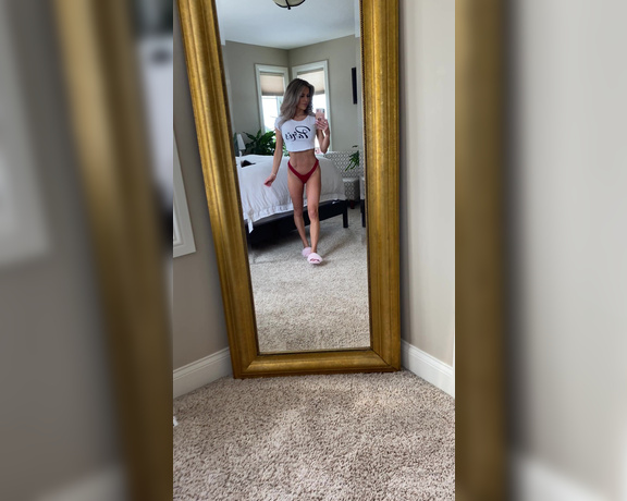 Autumn Blair aka Autumndoll_xo OnlyFans - Panty party