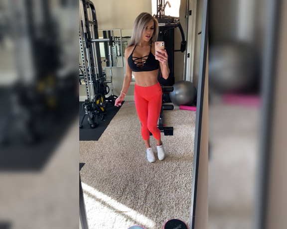 Autumn Blair aka Autumndoll_xo OnlyFans - Okay! The real reason you’re herefitness tips! Instructional video