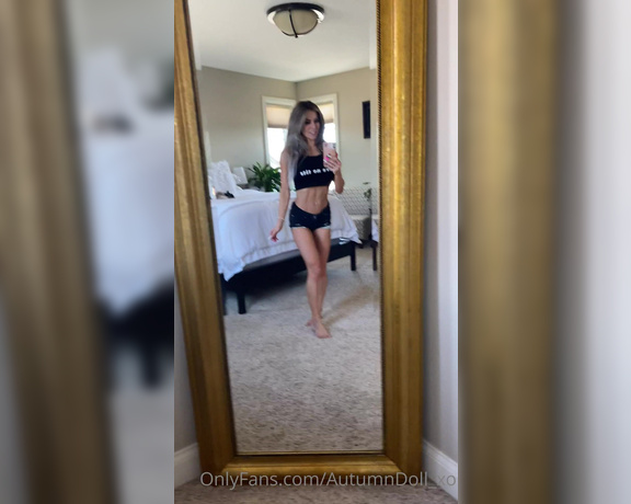 Autumn Blair aka Autumndoll_xo OnlyFans - Hi