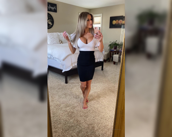 Autumn Blair aka Autumndoll_xo OnlyFans - OOTD