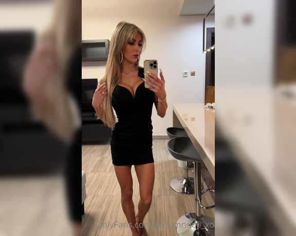 Autumn Blair aka Autumndoll_xo OnlyFans - Little black dress to the rescue