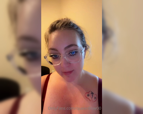 Jenna Rae aka Queenbbw00 OnlyFans - Can I be your sexy secretary Keep your auto renew on cause I have some fun stuff coming the next few