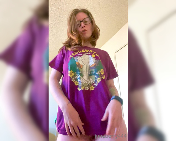 June Berry aka Juneberry444 OnlyFans - Jamming out and being silly PS if you ordered a custom that hasnt been sent out they will be edited