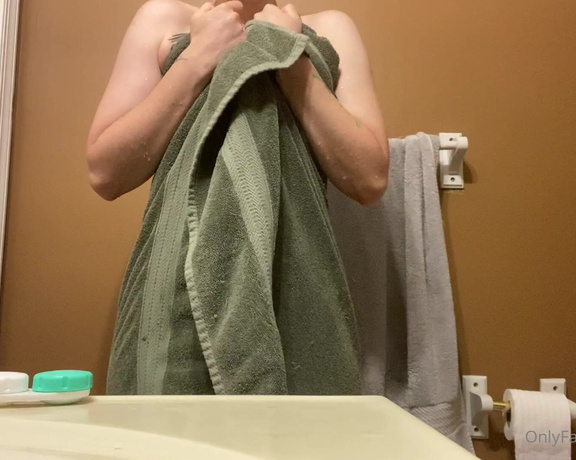 June Berry aka Juneberry444 OnlyFans - Wanna grab a shower together Itll save water and we can fuck