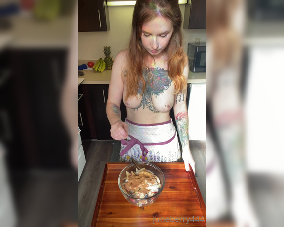 June Berry aka Juneberry444 OnlyFans - Naked & Baking!!! Apple Berry Pie ) I FINALLY recorded some naked baking It always a little out of