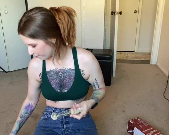 June Berry aka Juneberry444 OnlyFans - Toy Unboxing Video!!! Chatty SFW type of vid!!! This was actually a lot of fun to record and edit I