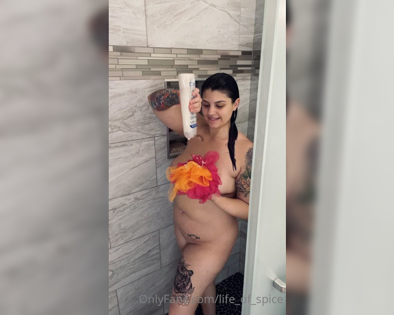 Life_of_Spice aka Life_of_spice OnlyFans - All wet & soapy Video #9 Shower Fuck Message or tip $7 here for it 4