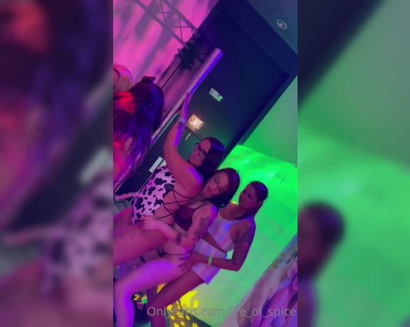 Life_of_Spice aka Life_of_spice OnlyFans - What better way to dance with your girlfriends at a private party @daphnelove1974 @thesoutherngirl @