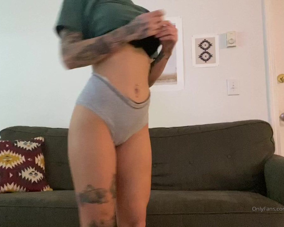 Octavia May aka Itsoctaviamay OnlyFans - Lil teases I got put on new medication yesterday and am having the hardest time keeping my eyes op