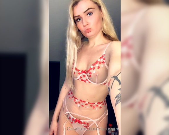 Rose aka Laroseee OnlyFans - I’m all dressed up in my sexy vday lingerie just for you baby