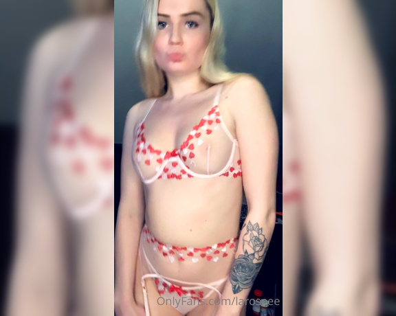 Rose aka Laroseee OnlyFans - I’m all dressed up in my sexy vday lingerie just for you baby