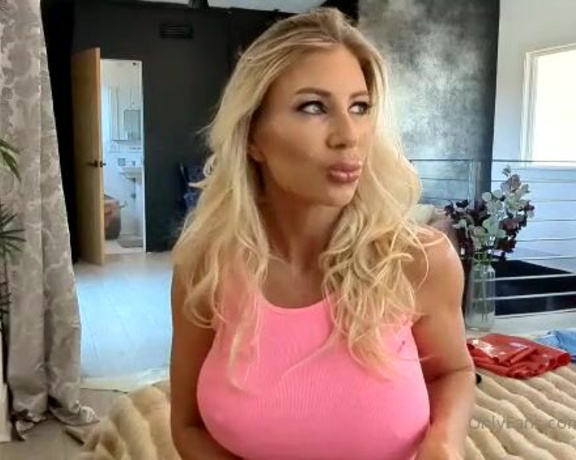 Puma Swede aka Pumaswede OnlyFans - Guess who!! Guess who Im filming with today and Ill surprise you with something so se