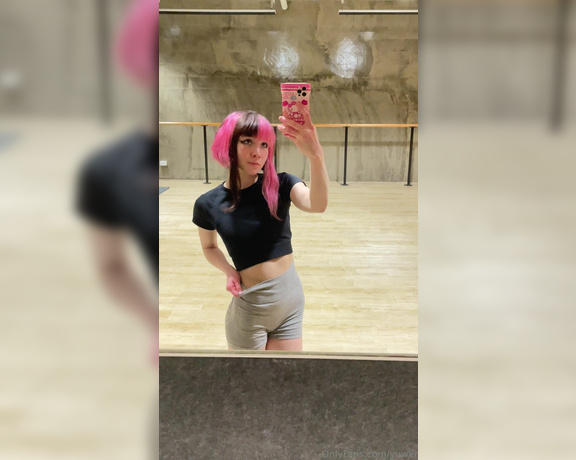 Yuki aka Yuwki OnlyFans - Sorry ive been forgetting 2 post my gym picsvids here too u still want them right more tummy pics 33