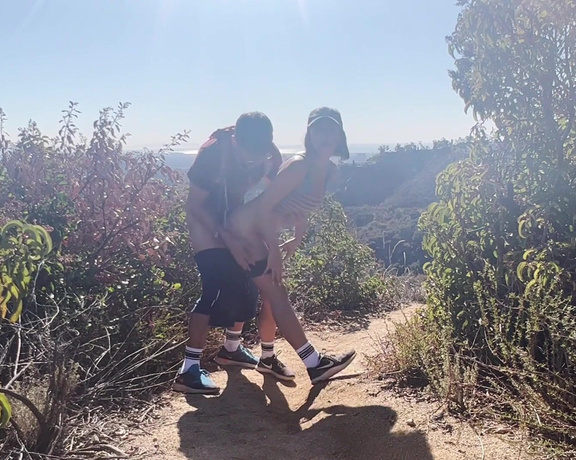 ManyVids - HaileyRose - ALMOST CAUGHT FUCKING ON LA HIKE