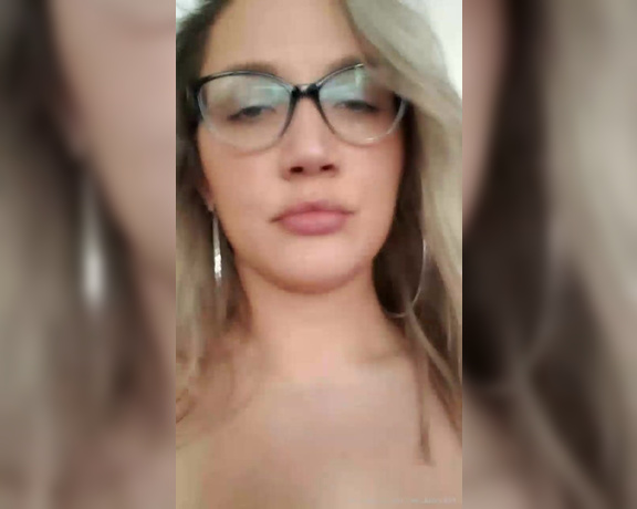 BelBlondie aka Bel_blondie1 OnlyFans - Hey babes i randomly went live today and just talked and talked hope you enjoy