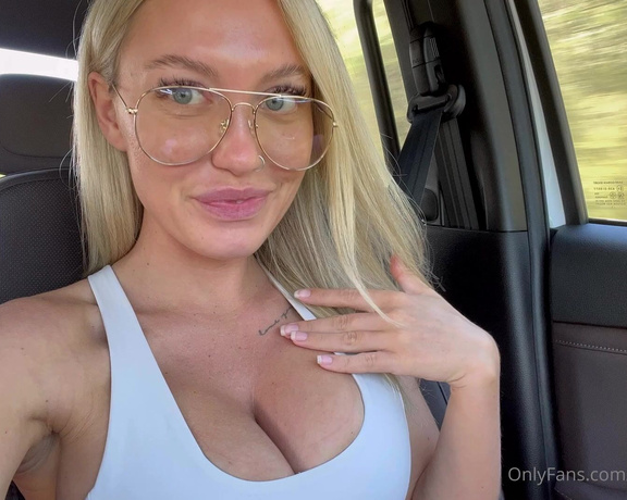Aubrey Addison aka Aubreyaddison OnlyFans - ROAD TRIP FUN Ask me questions on this post, naughty or nice and I’ll answer below xxx