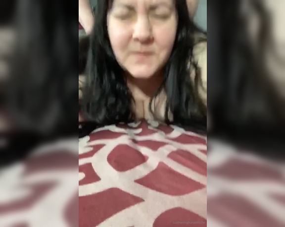 JustHavingFunWithLife aka Justhavingfunwithlife OnlyFans - Hubby is home for 6 days so we did a little filming together He’s shy so we filmed what he is comfo