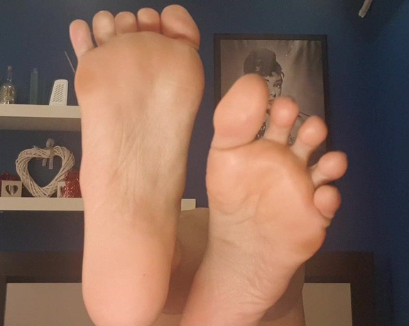 Deviousbrunette Soles And Feet Delight