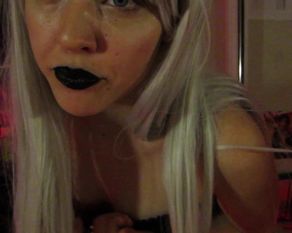 Goth Girl Gets Messy Face Fuck