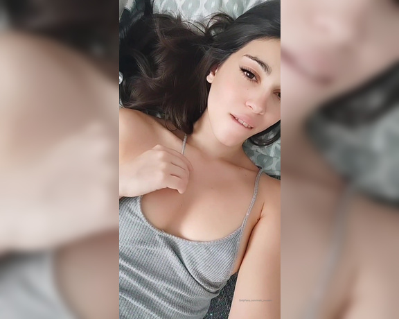 Miki Infinita aka Miki_infinita OnlyFans - Are we going to misbehave Alone in bed, my pussy starts to burn  You have to get this urge out
