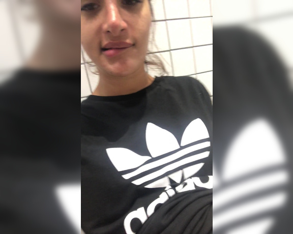 Preeti Babestation aka Preeti_young OnlyFans - Feeling naughty at the gym Part 1