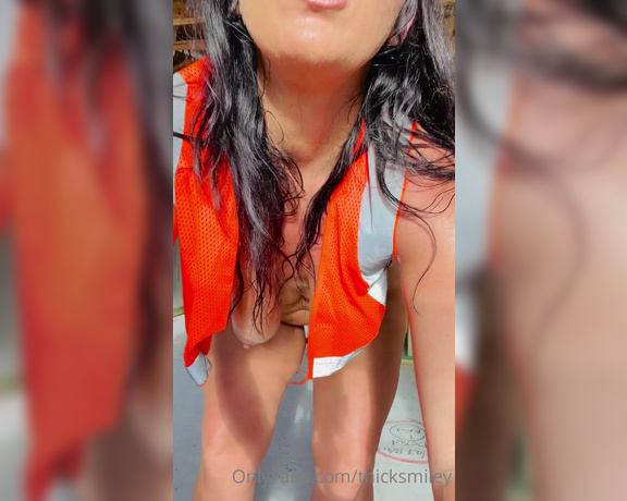 Thick and Sweet aka Thicksmiley OnlyFans - Naughty girl