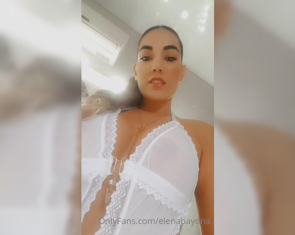 Elena Bayona aka Elenabayona OnlyFans - Muchoos besitos mis amores feliz noche