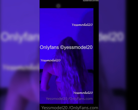 Nia orozco aka Yessmodel20 OnlyFans Video 1
