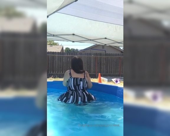 Beyasev aka Juicycontent OnlyFans - A few minutes in the pool