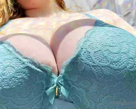 BustySeaWitch aka Bustyseawitch OnlyFans - Oh, to spend sunny springtime afternoons with you What do you think of the new bra