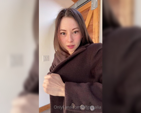 Talia aka Elfgirltalia OnlyFans - Just tapping into my creativity