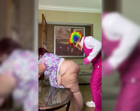 GIbbyTheClown - BBW Gets Fucked Hard At MGM Signature