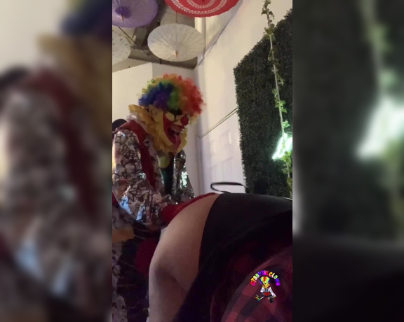 GIbbyTheClown - Sexy ass BBW Slut Takes Big Clown Dick
