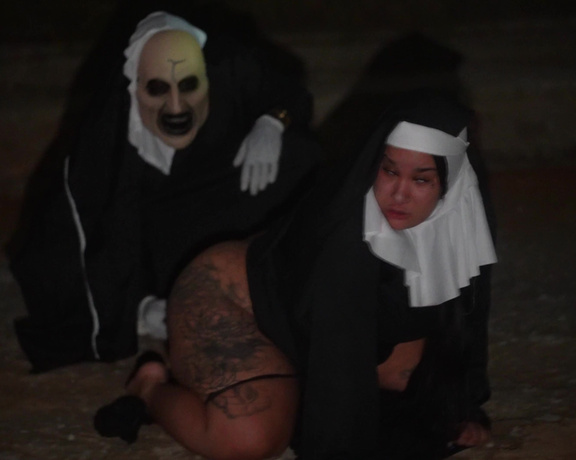 GIbbyTheClown - THE NUN Thirst For PUSSY