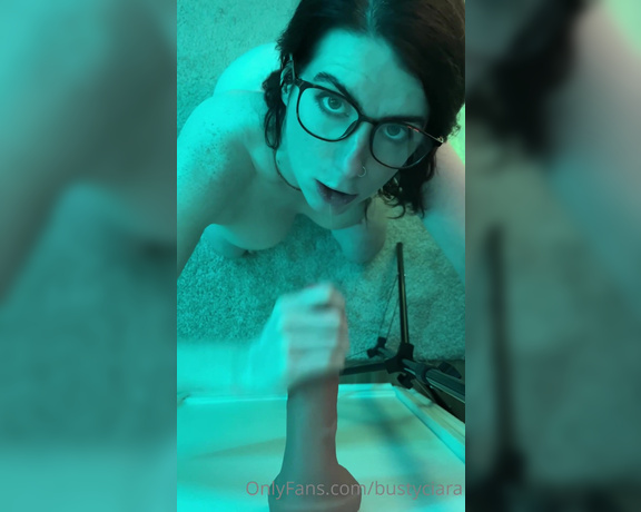 BustyCiara aka Bustyciara OnlyFans - I wanna suck your hard throbbing cock !