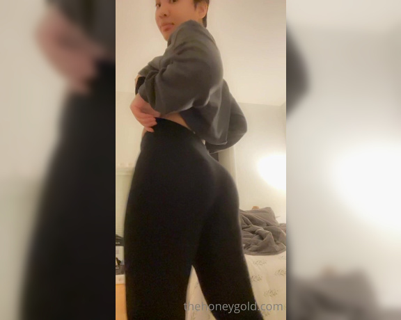 Honey Gold aka Honeygold OnlyFans - # I think squats have been doing the booty well