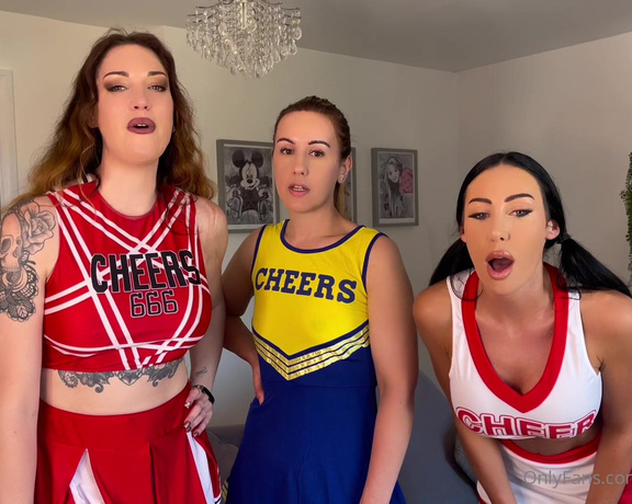 Kayleigh Davis aka Kayleighdavis OnlyFans - Were you watching @cicianders @milaamora x and I getting changed for practice 1