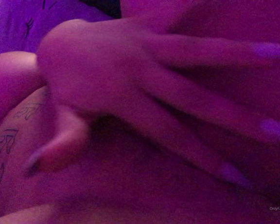 Lex aka Xo_lexxaa OnlyFans - I need my pussy ate right now