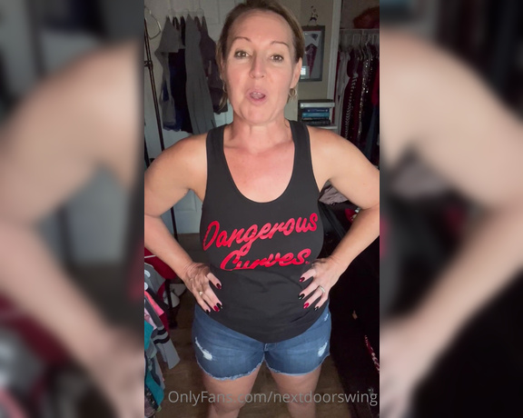 Mrs. Cora Cox aka Nextdoorswing OnlyFans - Weekend shenanigans wrap up! Party bus, stripper pole, sex room, cross, boating…happy Sunday!