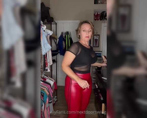 Mrs. Cora Cox aka Nextdoorswing OnlyFans - Saturday night clubbing, red leather pants, pedicure day, tomorrow football watch party!