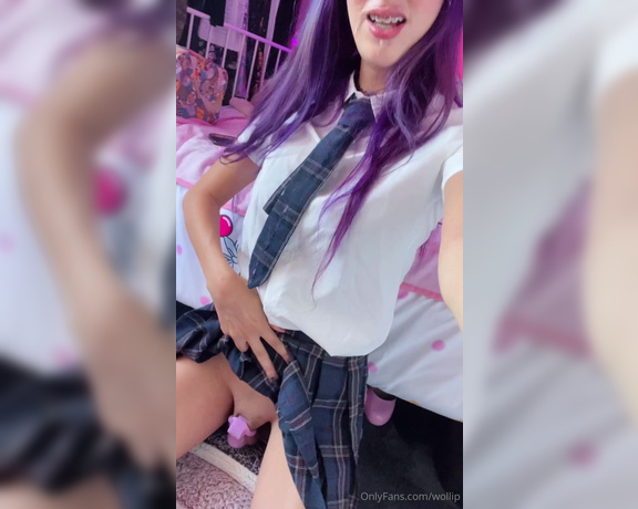 Pillow aka Wollip OnlyFans - Locktober Day 22 Back home and back to work haha filmed a pretty rough bj video today in my schooI