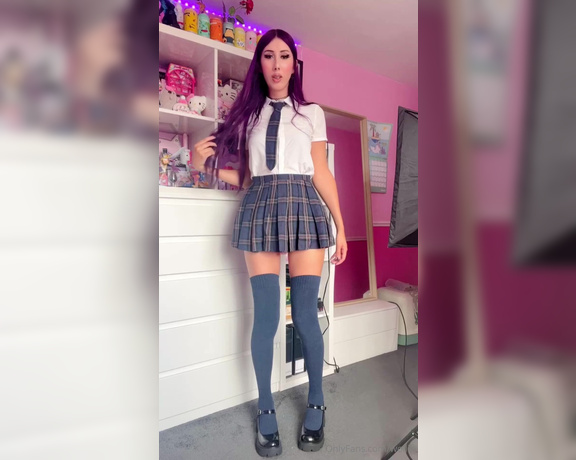 Pillow aka Wollip OnlyFans - Locktober Day 30 Do you like my schooI uniform ill have lots of photos for you aswell, i ended