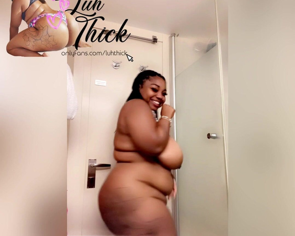 READ THE BIO aka Luhthick OnlyFans Video 61