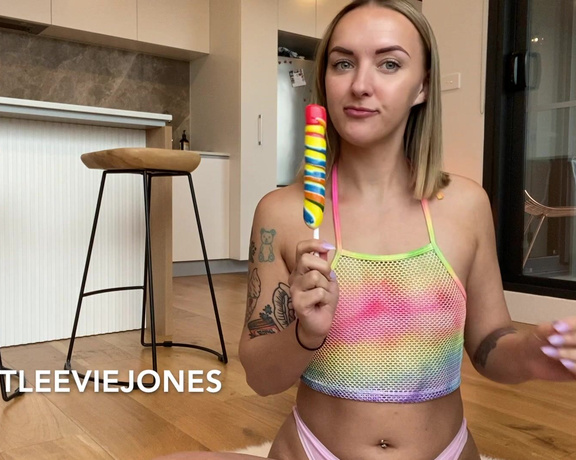 Evie Jones Hd Fucking My Lollipop