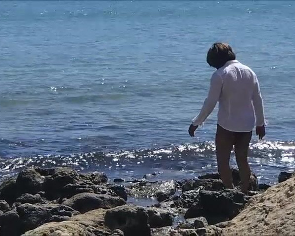 Exotic Portia Aussie Hot Wife Nude On Public Beach