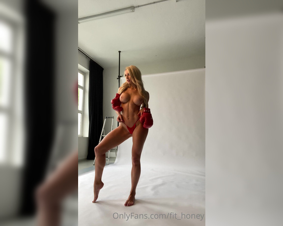 Theresa aka Fit_honey OnlyFans - Exclusive Making of for you… Bcs you loved this Set