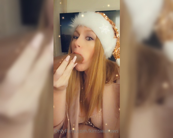 Kim Swallows aka Kimswallows OnlyFans - What happens when you give me chocolate just imagine when its your dick in my mouth 1